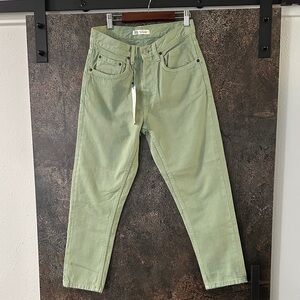 Zara Light Green High-Waisted Jeans size 36 NWT